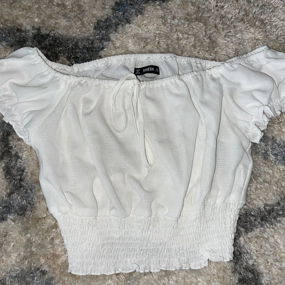 SHEIN White Crop top